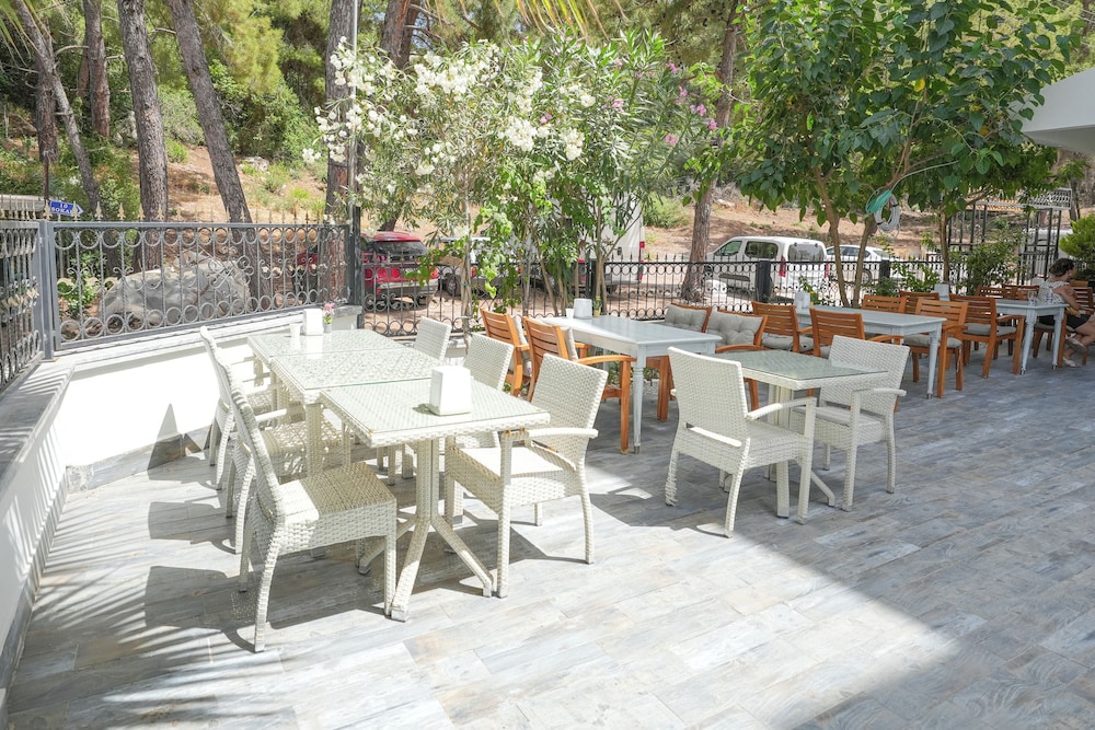 Ada Boutique Hotel Rezervasyon