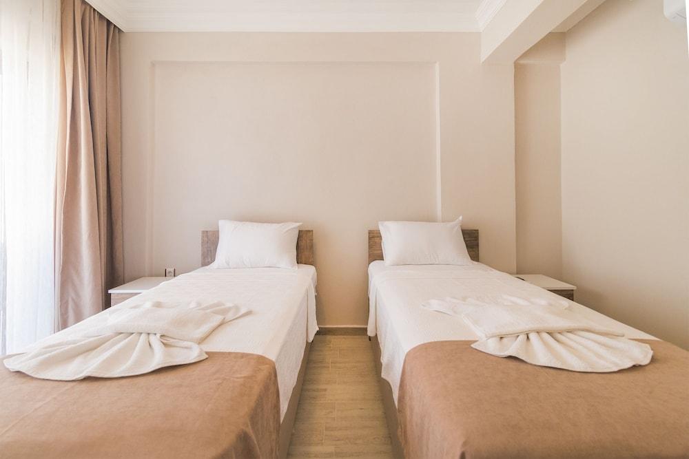 Kamelya Otel Selimiye Rezervasyon