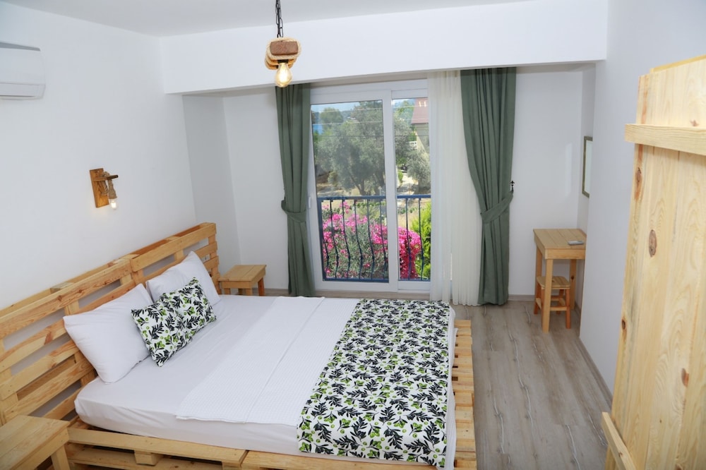 Zeytin Dali Butik Otel Rezervasyon