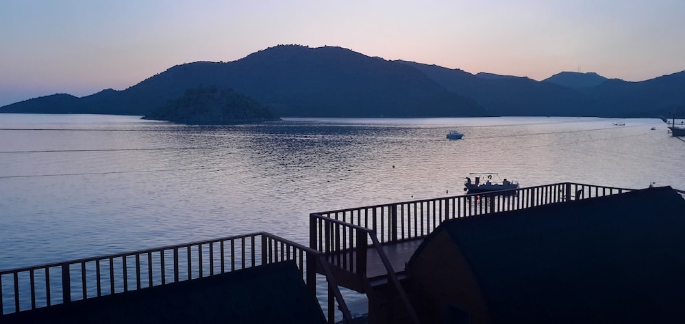 Metto Bozburun Rezervasyon