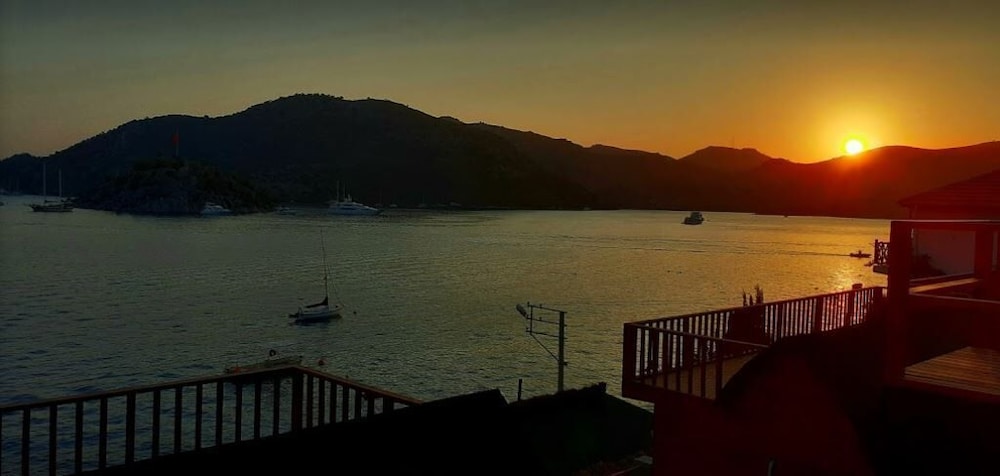 Metto Bozburun Rezervasyon