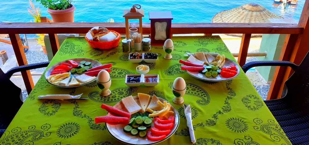 Metto Bozburun Rezervasyon