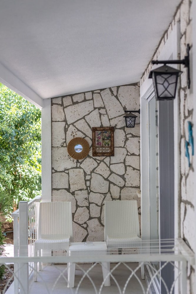 Kiyi Hotel Selimiye Rezervasyon