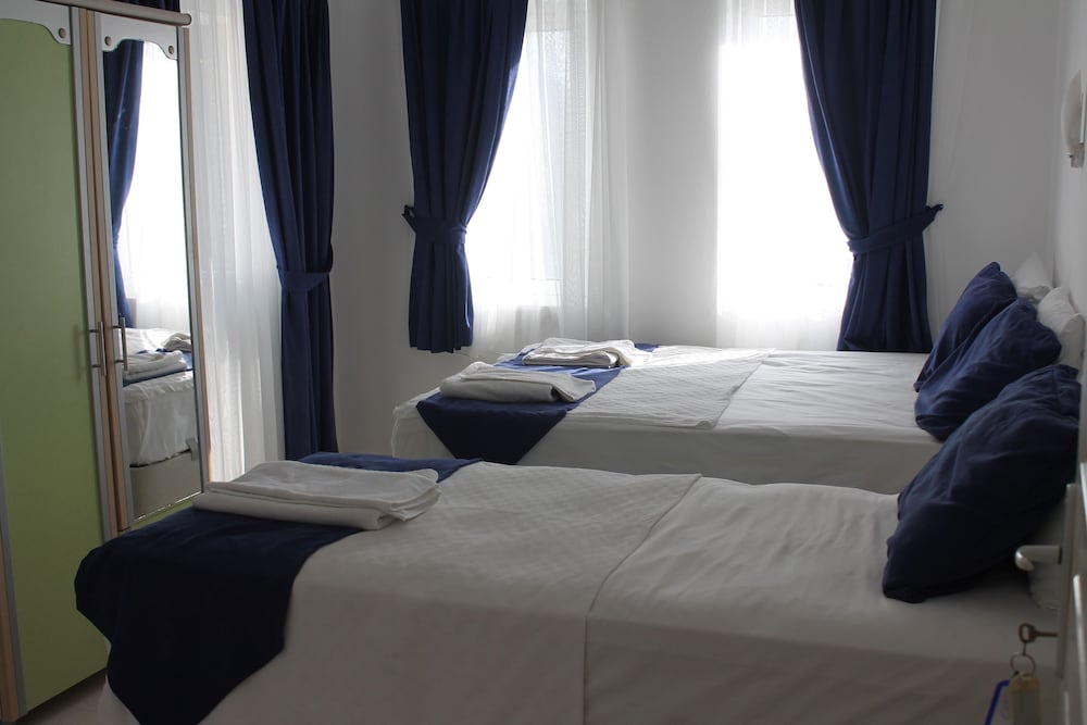 Saranda Beach Pansiyon Rezervasyon