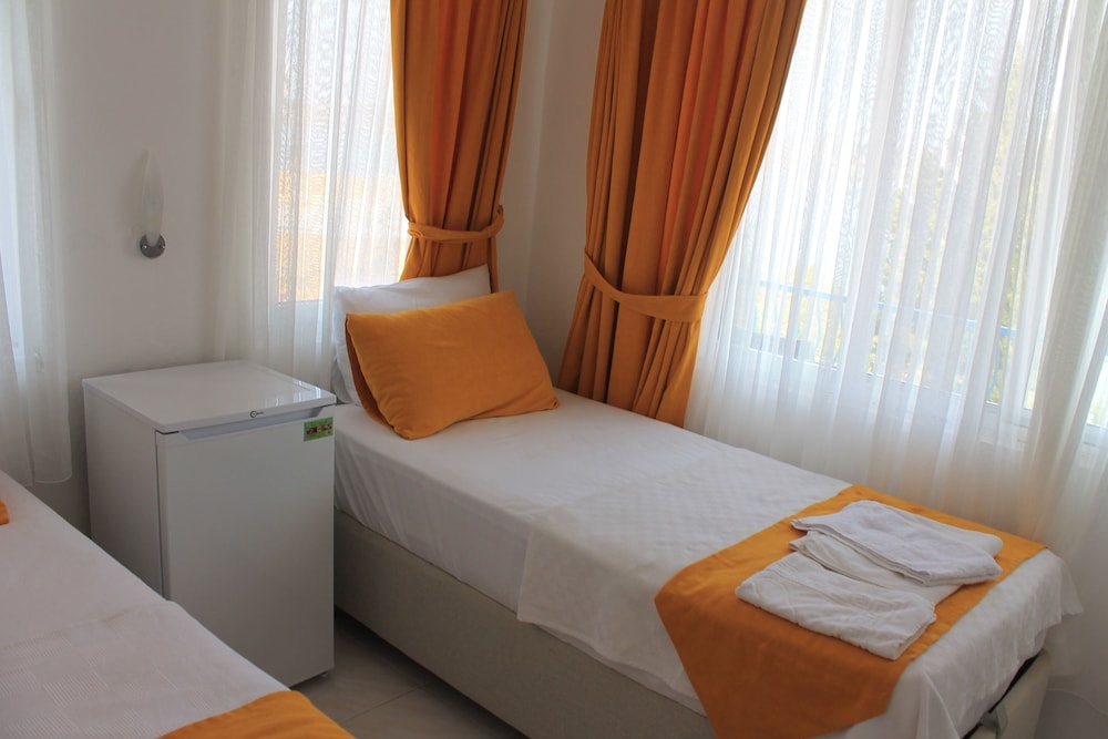 Saranda Beach Pansiyon Rezervasyon