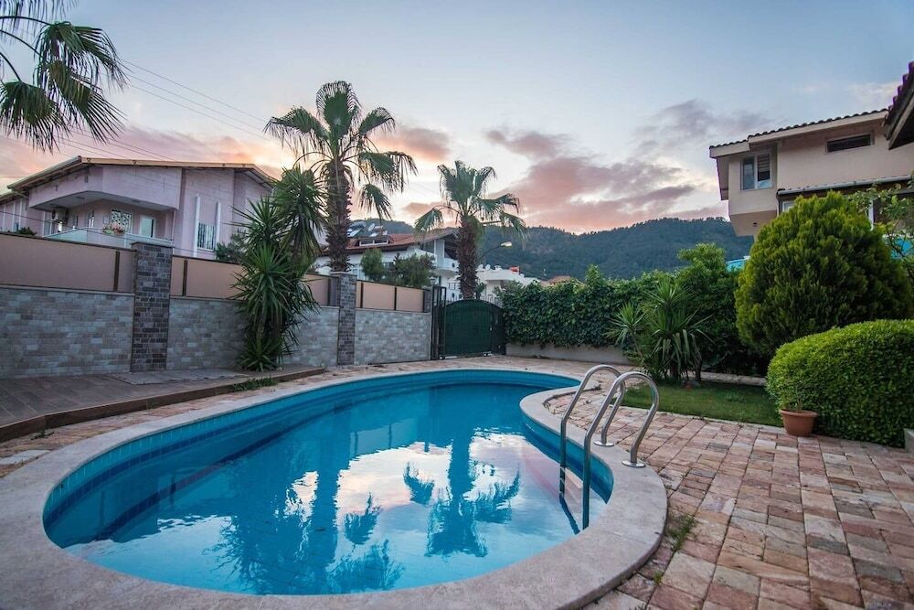 Villa Apple Tree Icmeler Rezervasyon