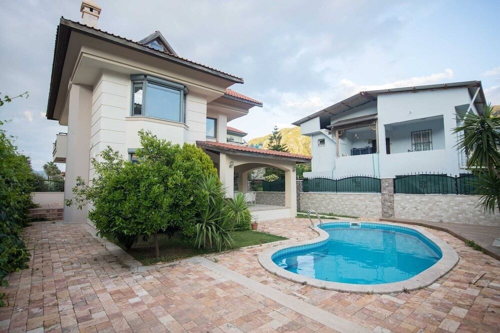 Villa Apple Tree Icmeler Rezervasyon