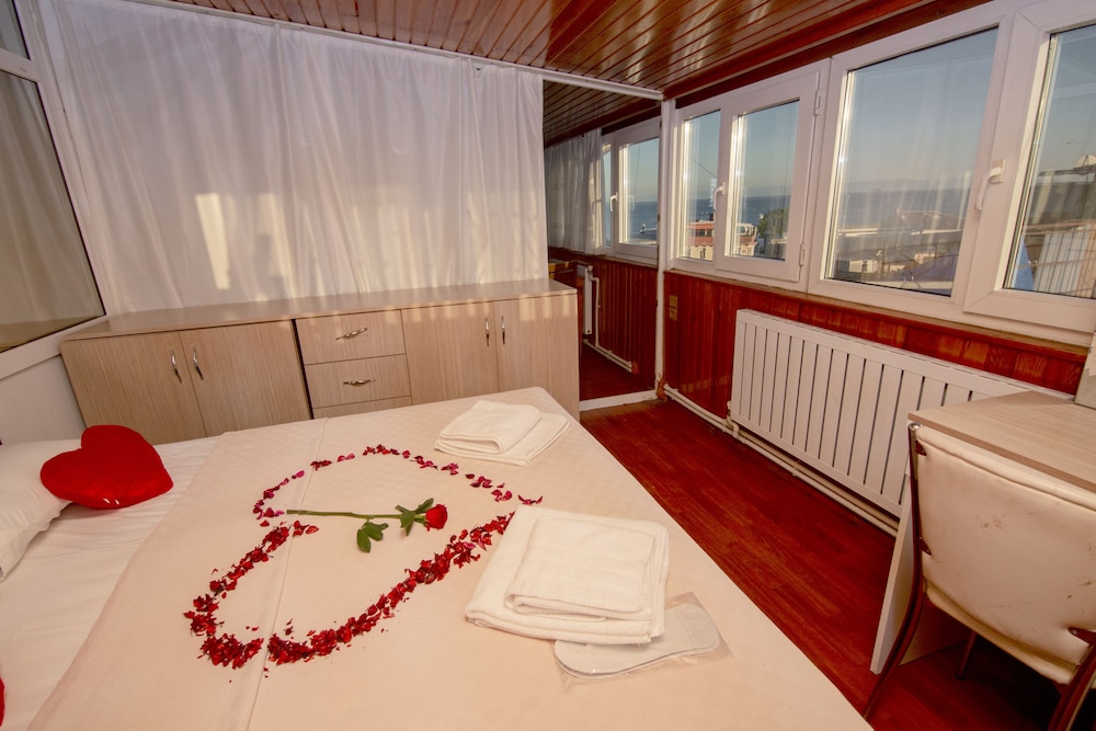 Desina Deluxe Apart Rezervasyon