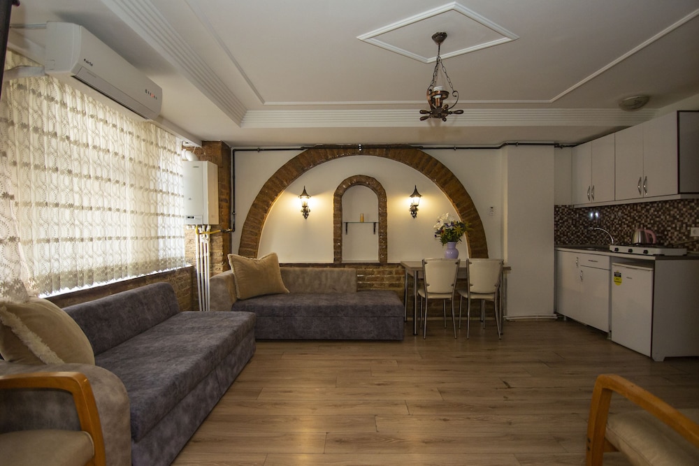 Desina Deluxe Apart Rezervasyon