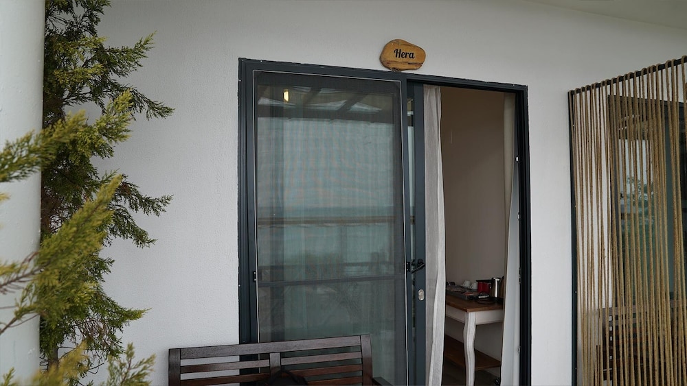 Villa Zeus Otel Rezervasyon