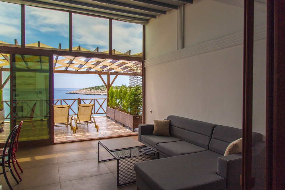 Villa Zeus Otel Rezervasyon