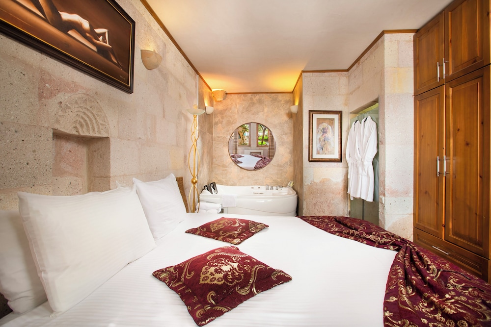 Selfie Cave Hotels Cappadocia Rezervasyon