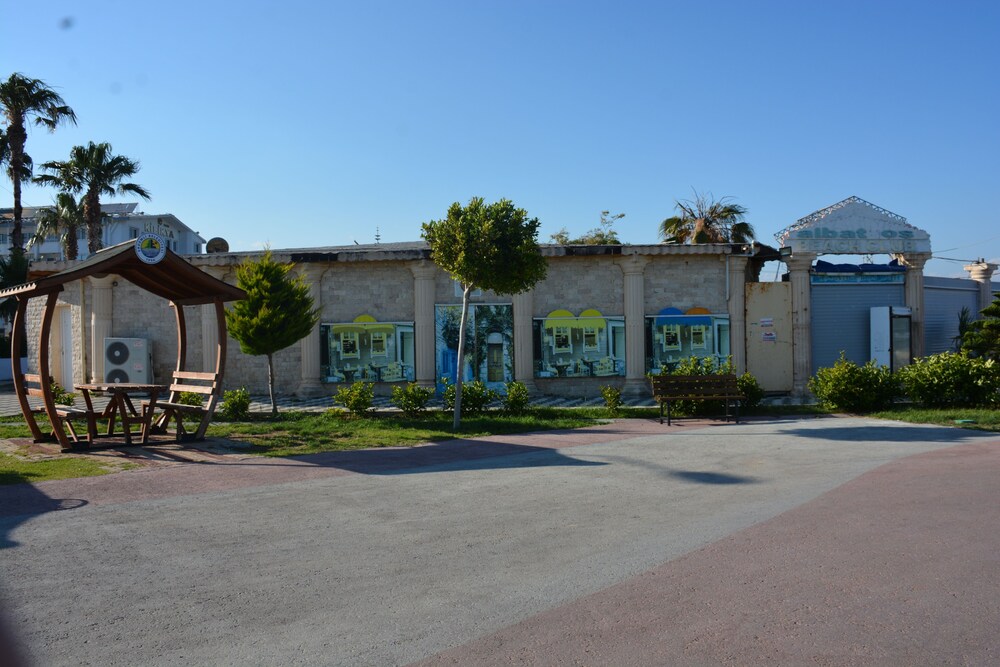 Hira Hotel Rezervasyon