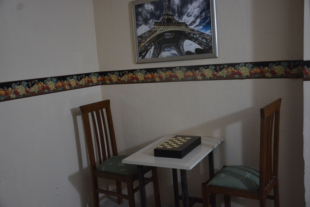 Hira Hotel Rezervasyon