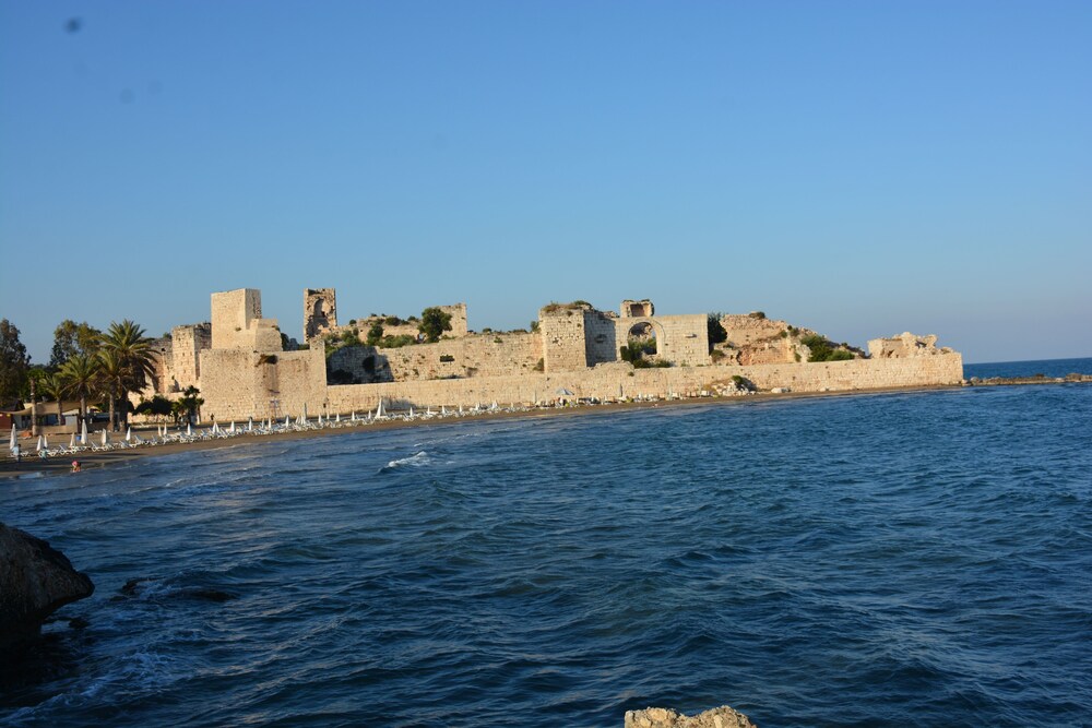 Hira Hotel Rezervasyon