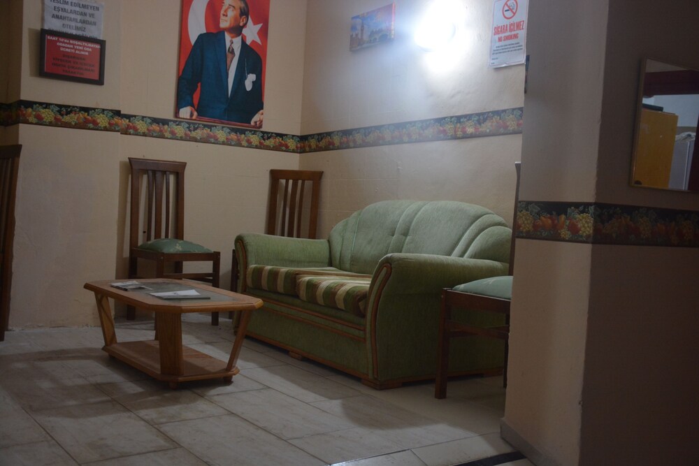 Hira Hotel Rezervasyon