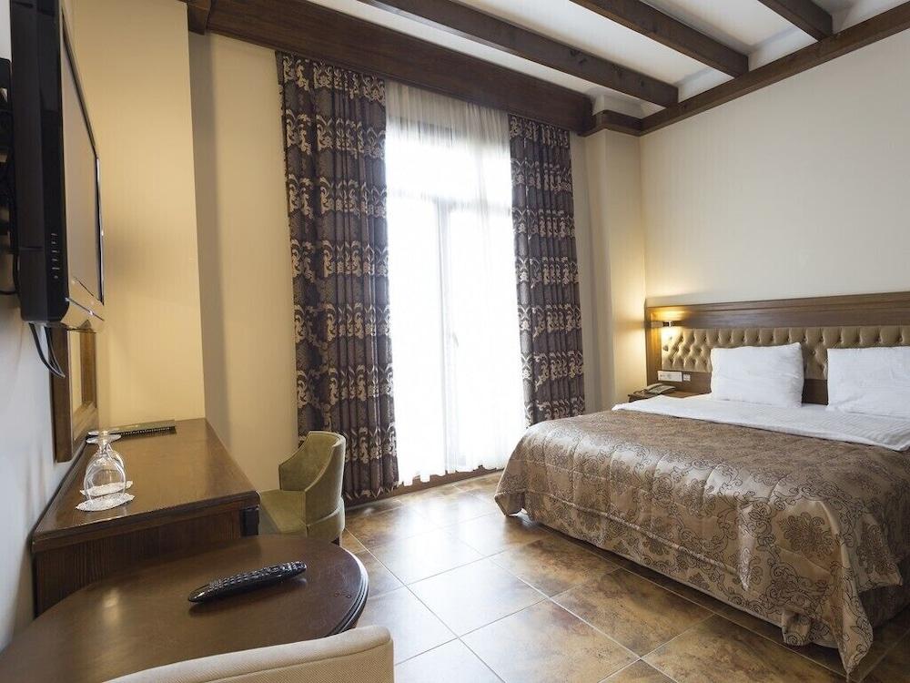 Egelia Imroz Otel Rezervasyon