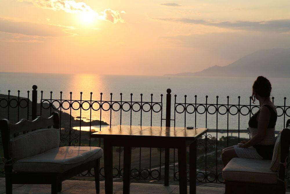 Egelia Imroz Otel Rezervasyon