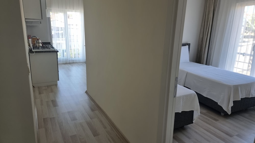 Trios Apart Rezervasyon