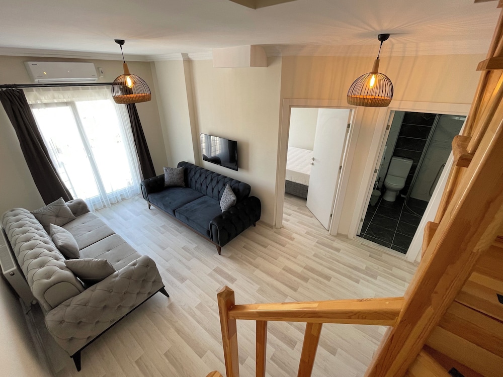 Trios Apart Rezervasyon