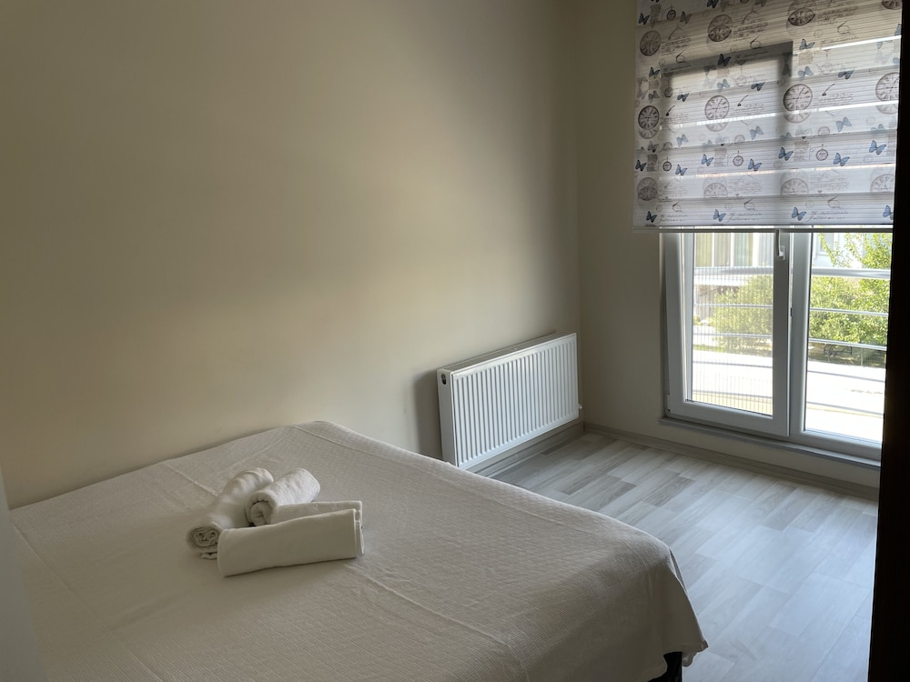 Trios Apart Rezervasyon