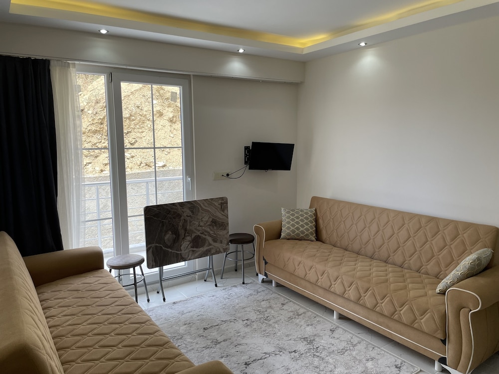 Trios Apart Rezervasyon