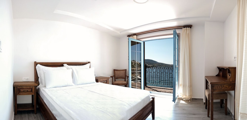 Mimas Marine Hotel Rezervasyon