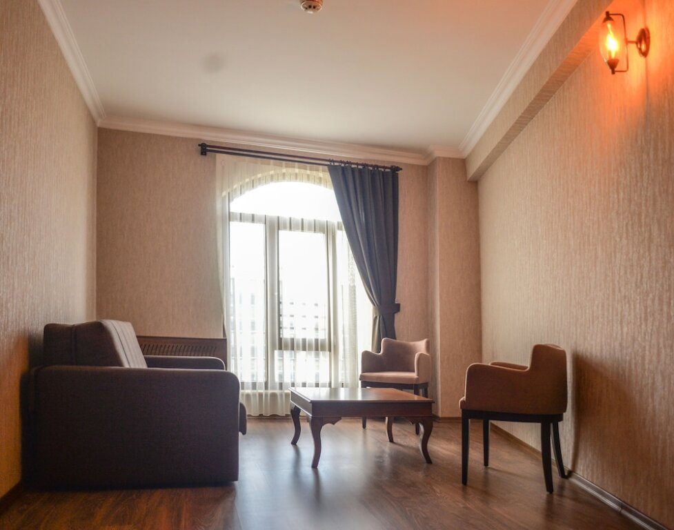 Hotel Neva Rezervasyon