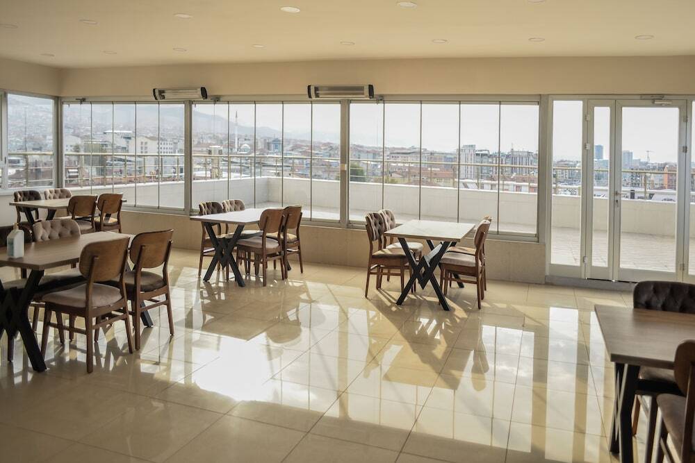 Hotel Neva Rezervasyon