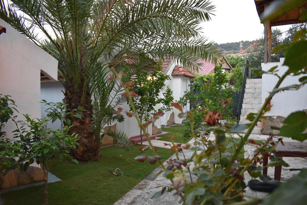 Calaberno Otel Rezervasyon