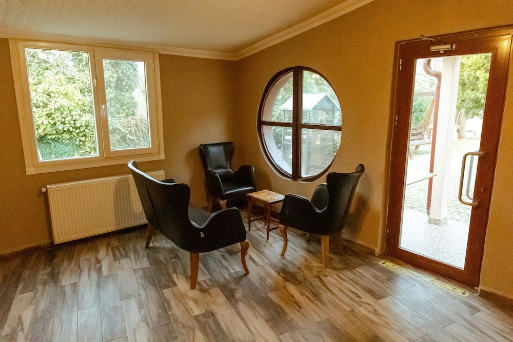 Alex Village Life Rezervasyon