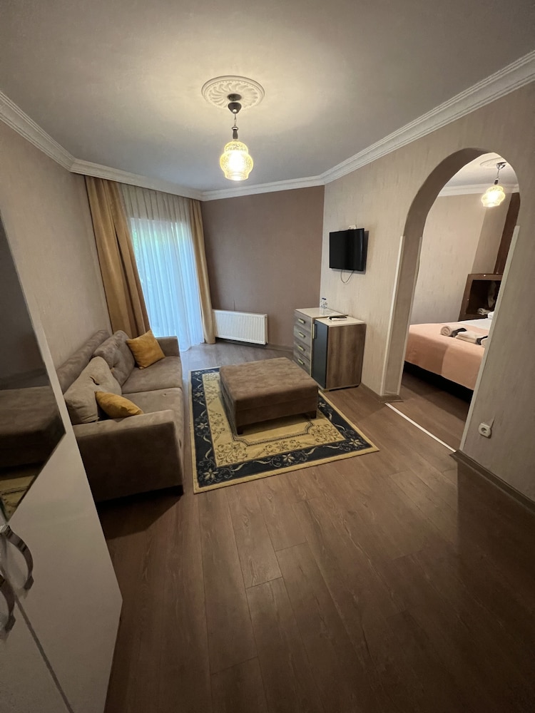 Alex Village Life Rezervasyon