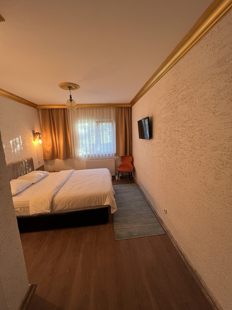 Alex Village Life Rezervasyon