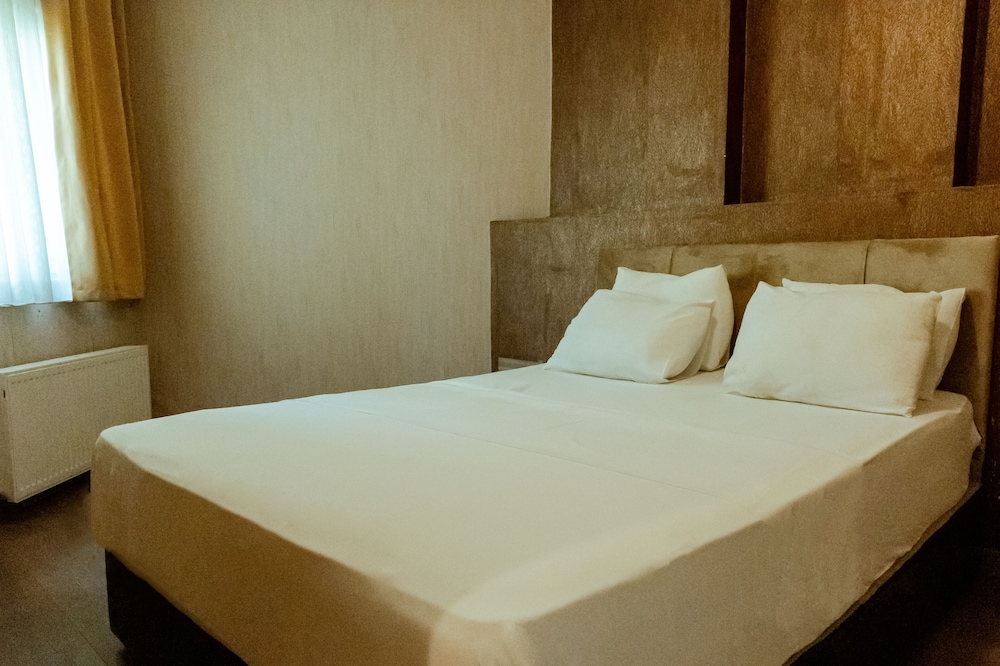 Alex Village Life Rezervasyon