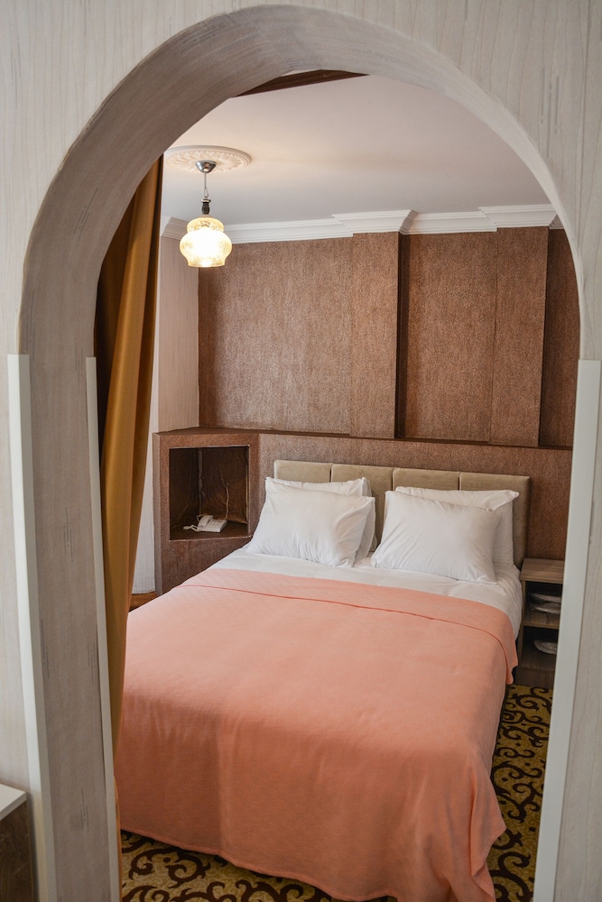 Alex Village Life Rezervasyon