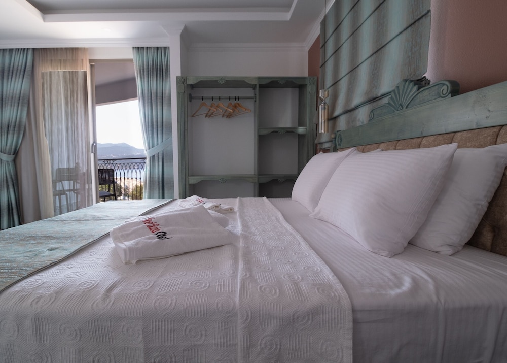 Noel Baba Hotel Rezervasyon