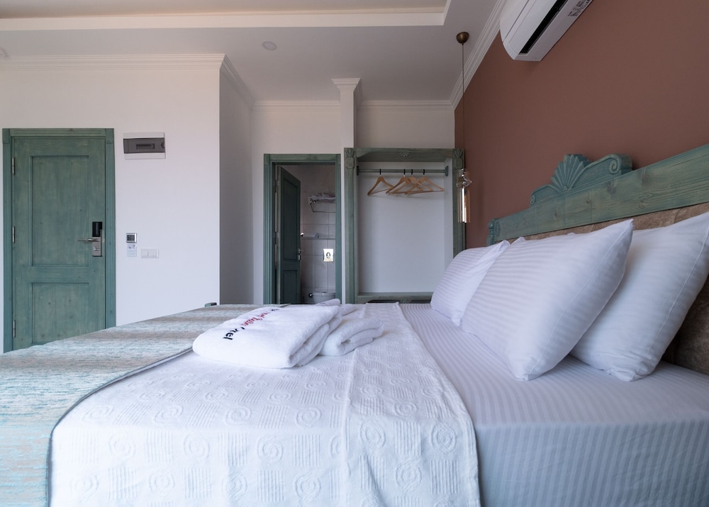 Noel Baba Hotel Rezervasyon