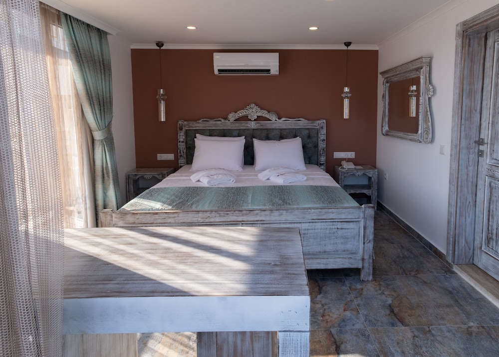 Noel Baba Hotel Rezervasyon