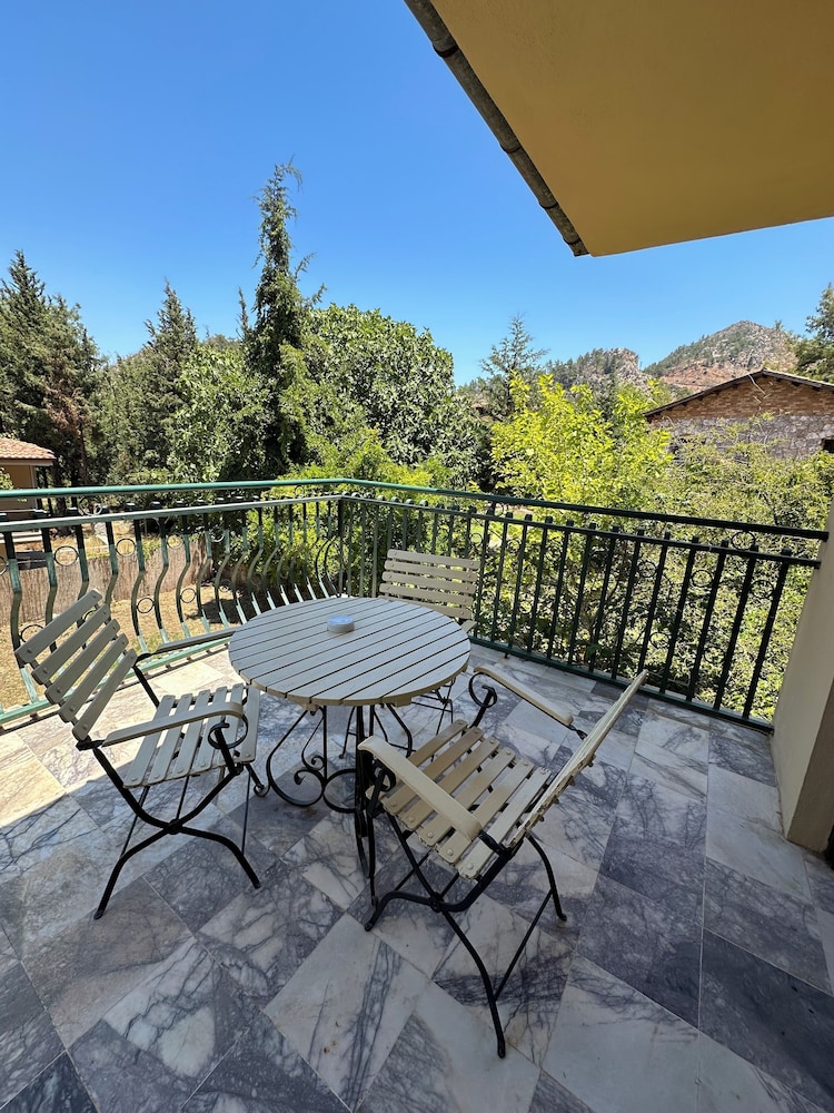 Alp Inn Villas Rezervasyon