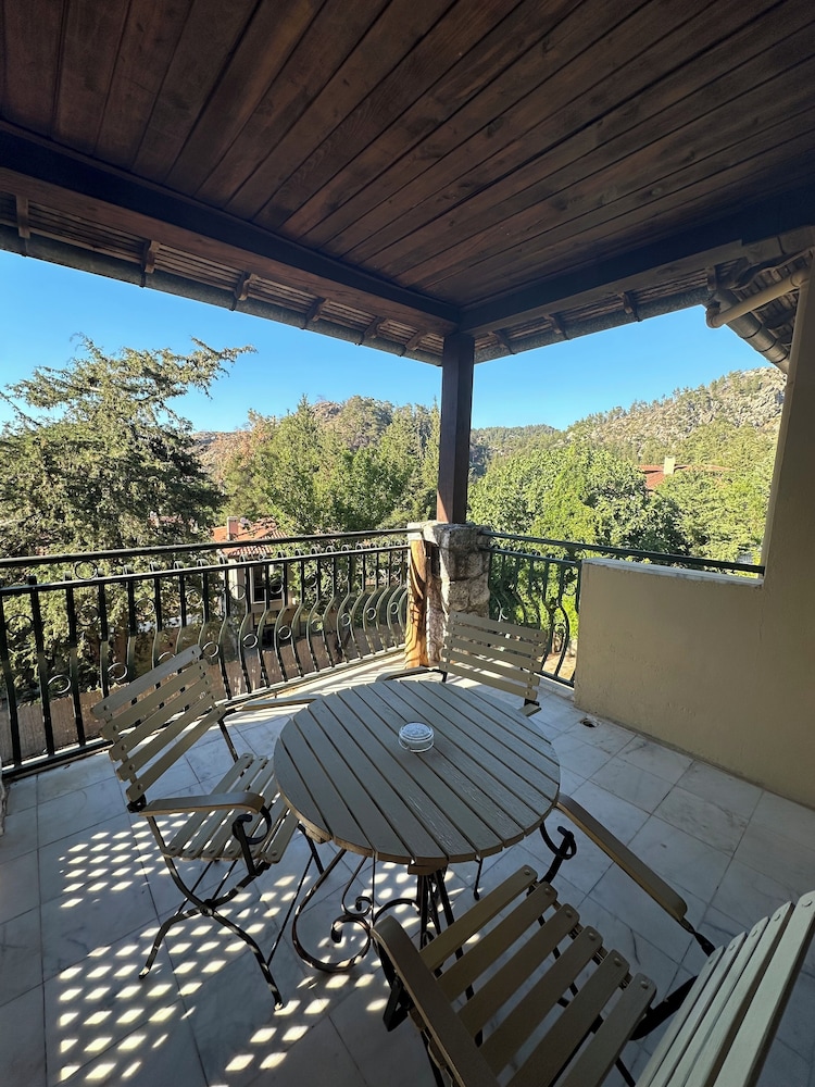 Alp Inn Villas Rezervasyon