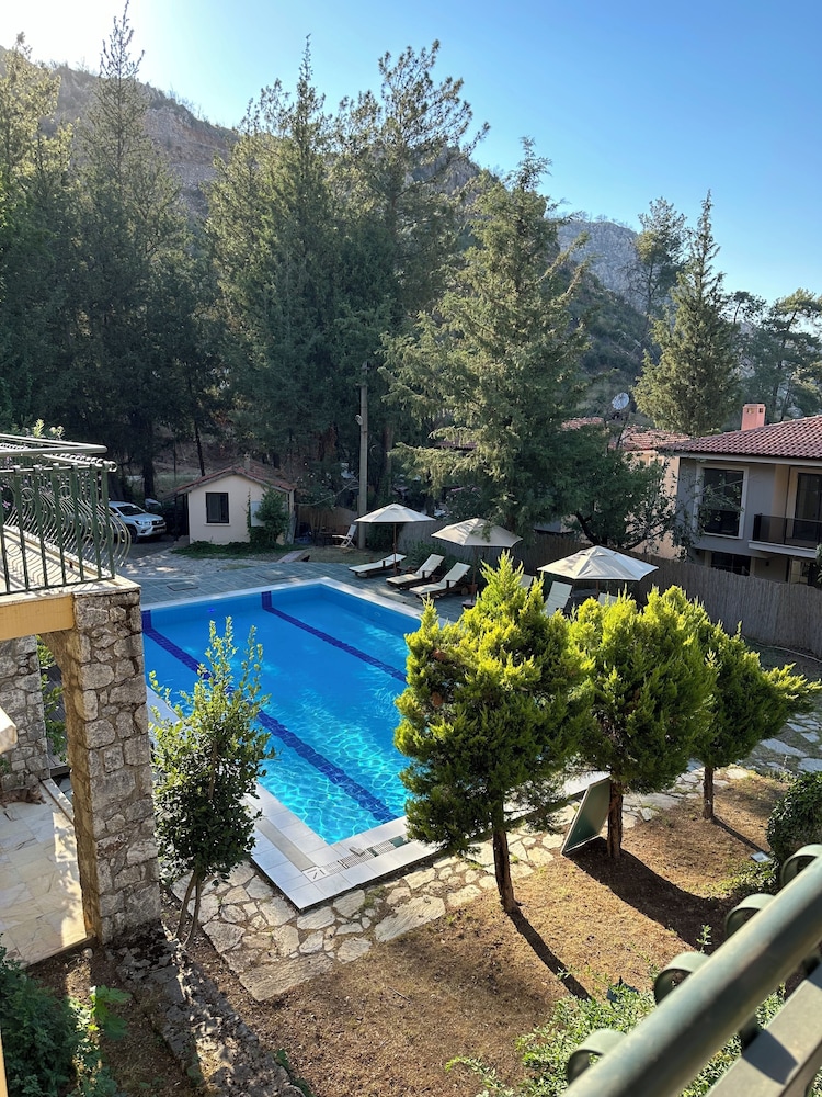 Alp Inn Villas Rezervasyon