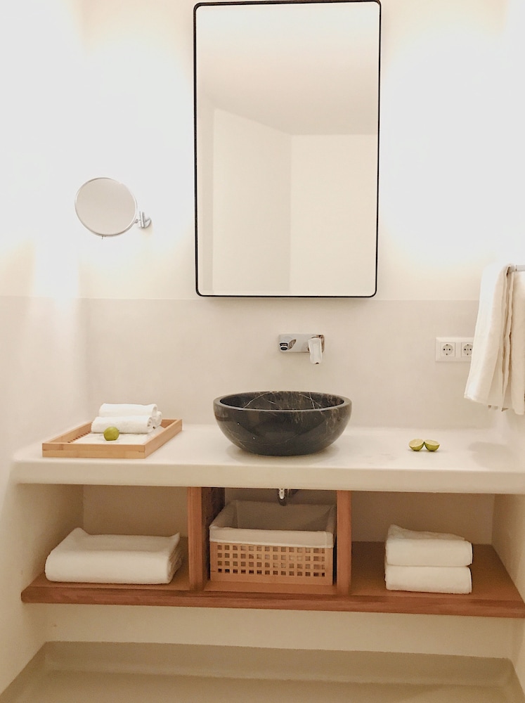 Pilos Deluxe Rezervasyon