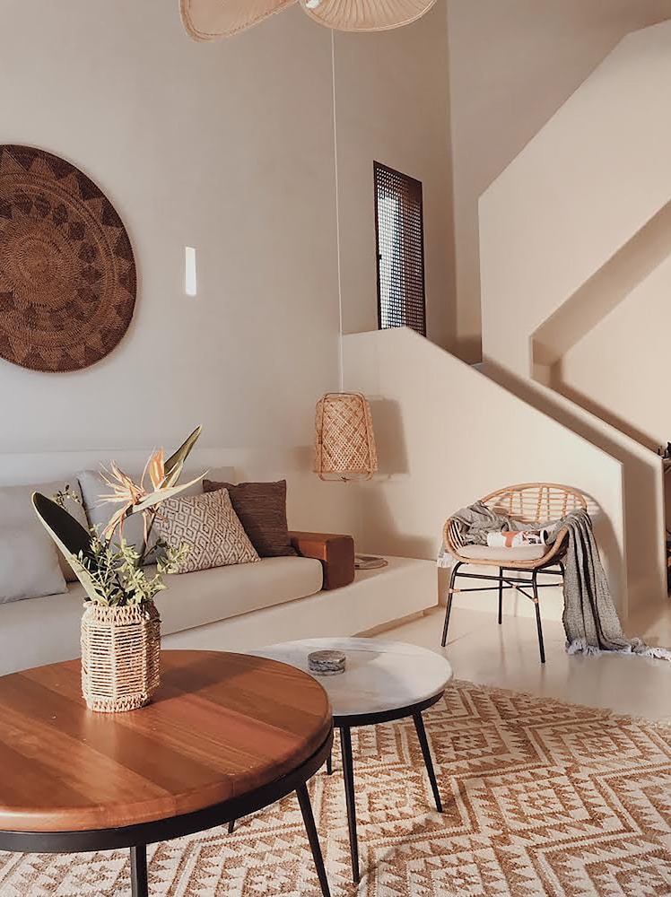 Pilos Deluxe Rezervasyon