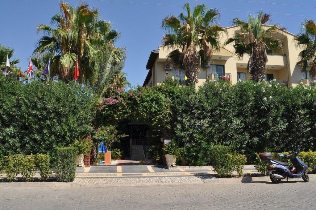 Hibiscus Apart & Garden Rezervasyon