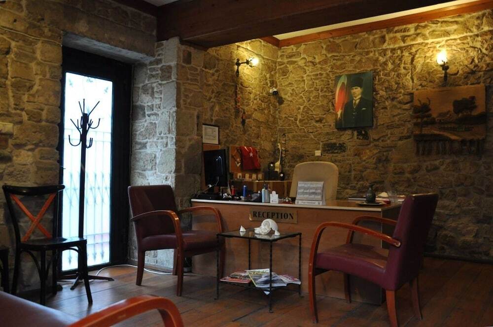 Feslegen Otel Rezervasyon