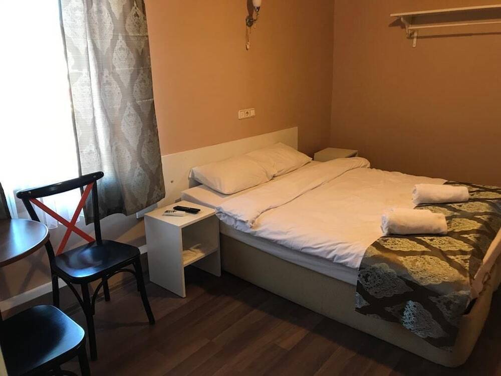 Feslegen Otel Rezervasyon