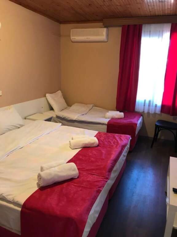 Feslegen Otel Rezervasyon