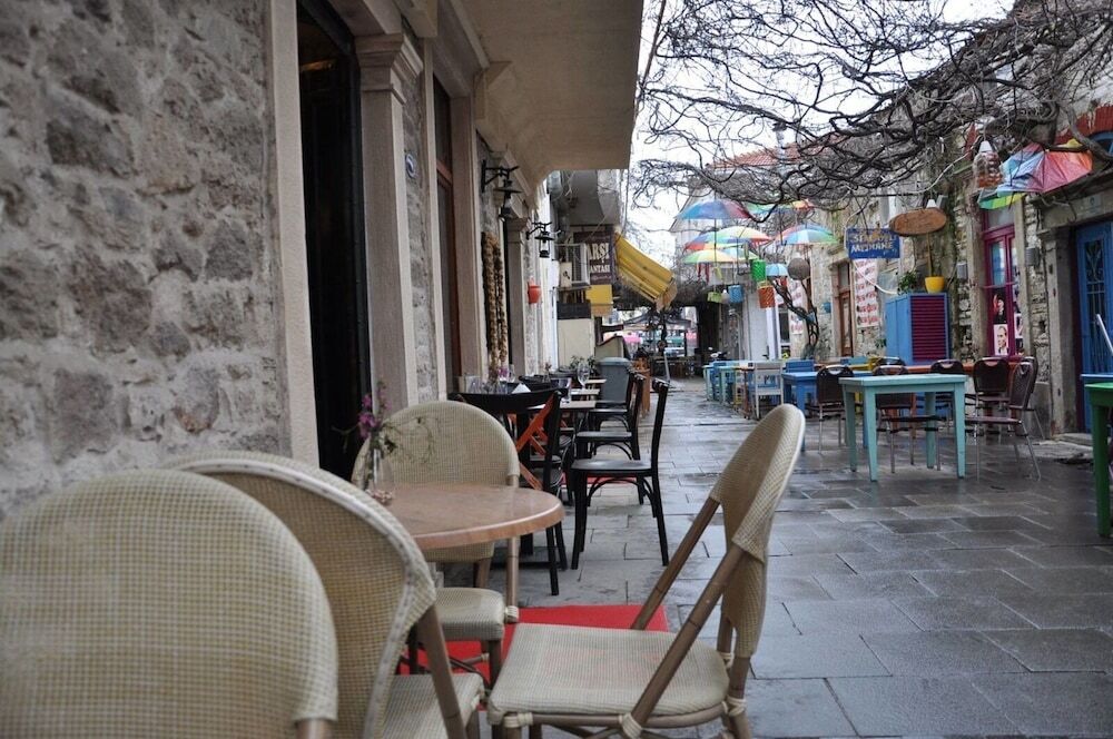 Feslegen Otel Rezervasyon