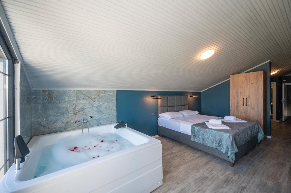 Hazal Otel Rezervasyon