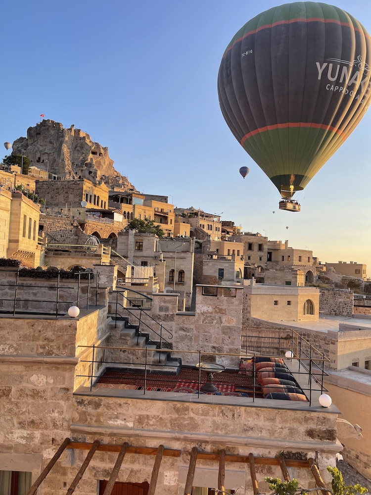 Peristyle Cave Cappadocia Rezervasyon